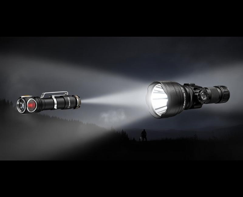 Тактический фонарь vs. Поисковый фонарь: в чем разница и что выбрать. 
